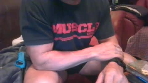 Snapshot of probody chatting on December 7, 2024, 10:06 pm MUSCLEGOD online show from December 7, 2024, 10:06 pm