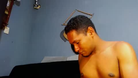 Grande y Gruesa online show from February 8, 2025, 9:35 am