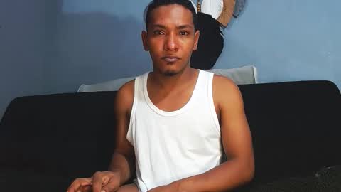 Grande y Gruesa online show from April 13, 2026, 3:45 am