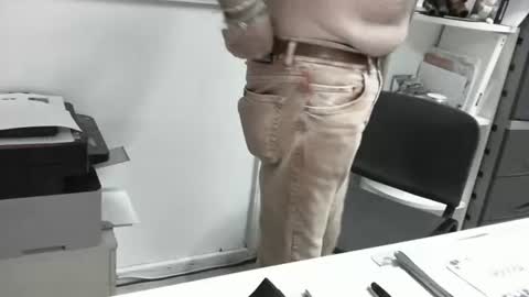 mature hairy guy online show from June 4, 2026, 4:02 pm