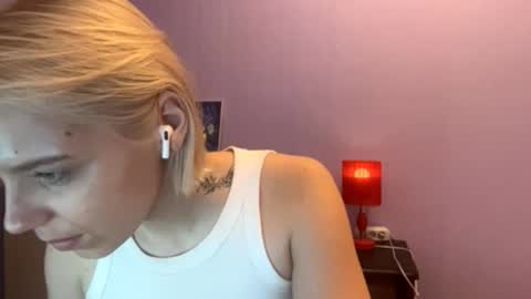 Scarlet online show from January 16, 2026, 7:12 am