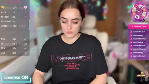 Queen of Pain online show from March 4, 2025, 1:23 am