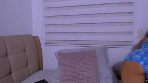 Mara online show from November 29, 2025, 1:52 am