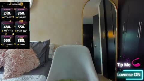 Snapshot of psique_naughty2 chatting on March 9, 2026, 2:10 pm psique_naughty2 online show from March 9, 2026, 2:10 pm