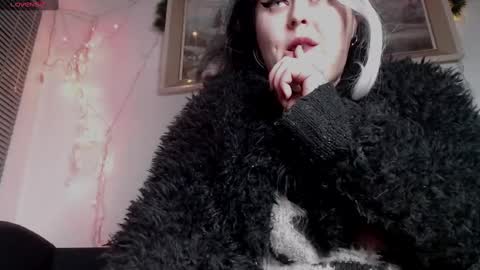 OlivePsy online show from January 6, 2025, 11:09 pm