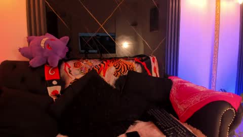 psycodoll online show from June 5, 2026, 1:06 pm