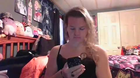 Snapshot of psycholette chatting on December 2, 2024, 8:22 pm ThickLetteSweetheart online show from December 2, 2024, 8:22 pm