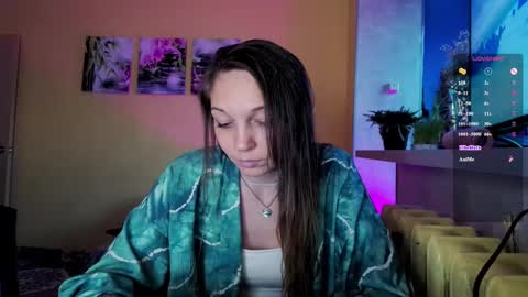 Snapshot of psyheya chatting on November 8, 2025, 1:33 pm LUCY ----- online show from November 8, 2025, 1:33 pm