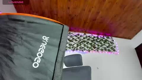 Snapshot of pucaa_ chatting on June 30, 2026, 10:05 am Emma Rico model indep online show from June 30, 2026, 10:05 am