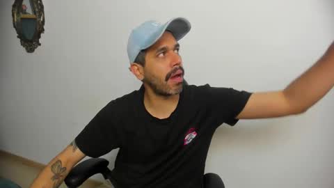 Snapshot of puch16 chatting on January 12, 2026, 3:50 pm Diego online show from January 12, 2026, 3:50 pm