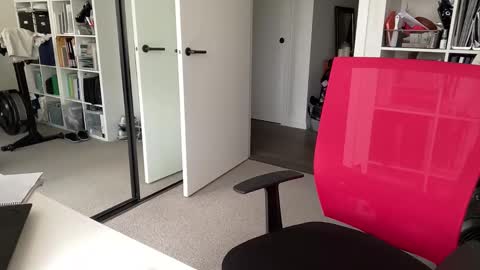 puffiest online show from April 10, 2026, 4:39 am