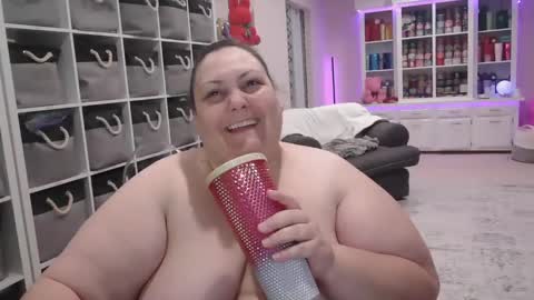 Snapshot of pugglelover chatting on January 23, 2025, 3:22 pm Puggie - online show from January 23, 2025, 3:22 pm