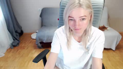 Polly online show from April 20, 2026, 6:38 am