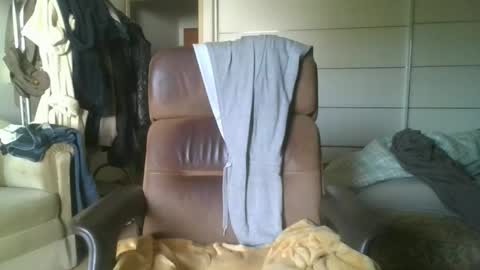 Snapshot of pumabravo chatting on November 4, 2025, 10:58 am pumabravo online show from November 4, 2025, 10:58 am