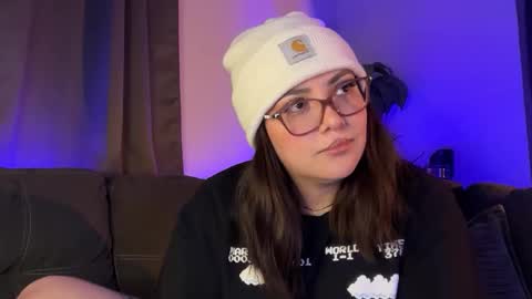 Pumpkin bunny online show from November 26, 2025, 1:28 am