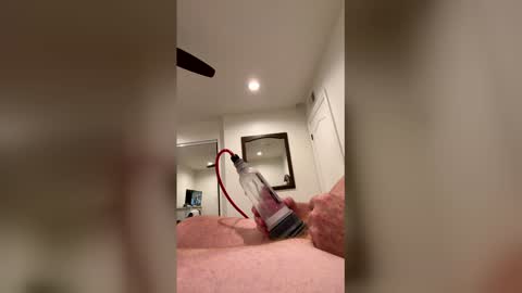 pumpmydickup online show from April 26, 2026, 3:26 am