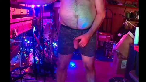 punkrunr083 online show from June 1, 2026, 8:49 am