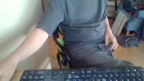 Snapshot of pup_y chatting on September 25, 2025, 4:54 pm pup_y online show from September 25, 2025, 4:54 pm
