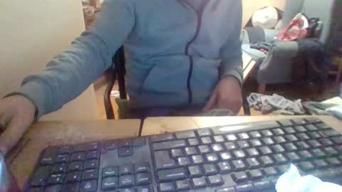 Snapshot of pup_y chatting on October 21, 2025, 6:52 pm pup_y online show from October 21, 2025, 6:52 pm