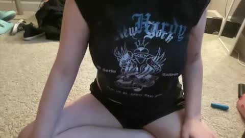 Snapshot of puppyella_ chatting on January 12, 2026, 9:09 pm princess ella online show from January 12, 2026, 9:09 pm