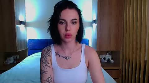 Julia online show from July 13, 2026, 2:42 pm