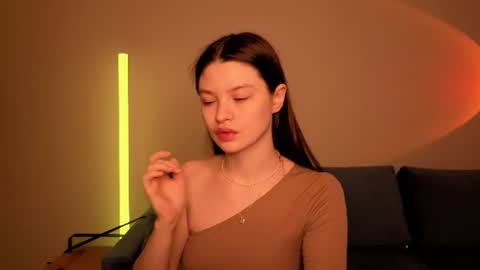 Eva online show from June 18, 2026, 12:33 am