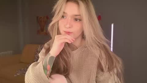 Bella online show from February 28, 2026, 5:41 am