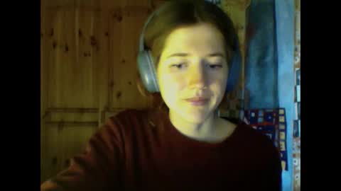 Snapshot of purple_cat55 chatting on February 15, 2025, 11:06 am purple_cat55 online show from February 15, 2025, 11:06 am