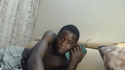 Snapshot of purple_hearts chatting on October 19, 2025, 2:23 am purple_hearts online show from October 19, 2025, 2:23 am