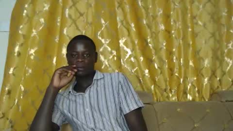 Snapshot of purple_hearts chatting on February 20, 2026, 3:25 am purple_hearts online show from February 20, 2026, 3:25 am