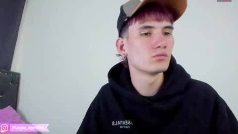 purpledemons online show from January 22, 2025, 4:23 am