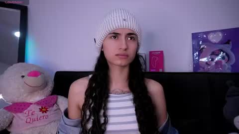 Alynn online show from July 11, 2026, 4:04 am