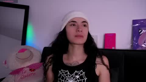 Alynn online show from July 18, 2026, 10:57 pm