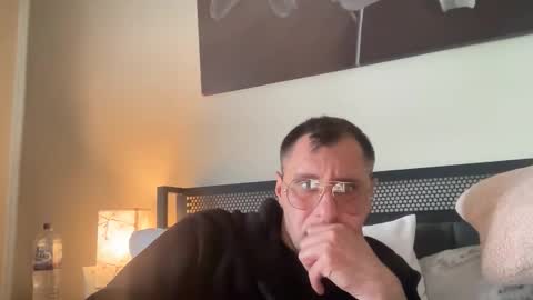pushinghard89 online show from May 19, 2026, 11:27 am