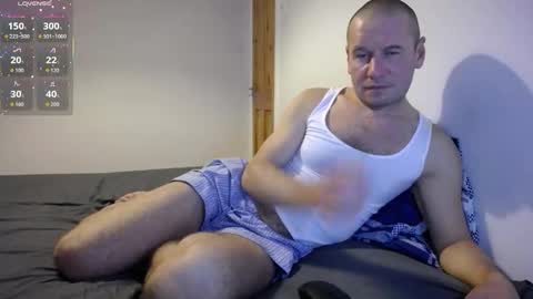 Valdis online show from October 5, 2025, 6:06 pm