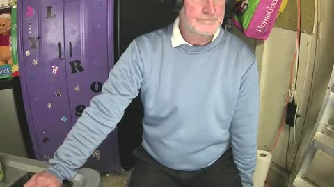 Snapshot of pussy_licker0127 chatting on January 28, 2025, 6:49 pm Mark online show from January 28, 2025, 6:49 pm