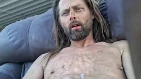 pussylicker517038 online show from April 19, 2026, 12:43 am