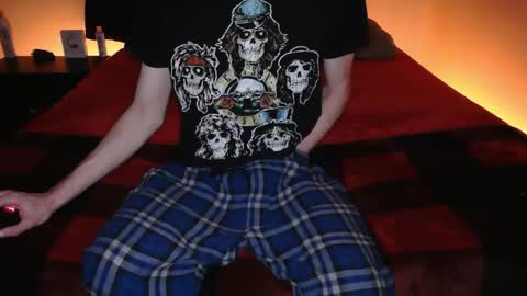 Snapshot of pussylover2182 chatting on February 1, 2026, 6:23 am pussylover2182 online show from February 1, 2026, 6:23 am