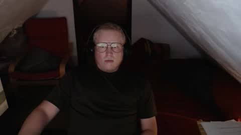 pussylovercb online show from September 19, 2025, 8:31 pm