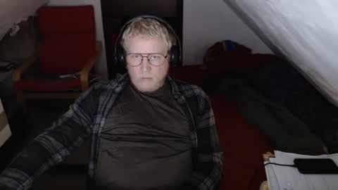 pussylovercb online show from October 21, 2025, 9:10 am