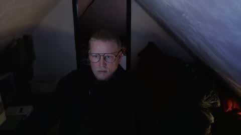 Snapshot of pussylovercb chatting on March 3, 2026, 9:48 am pussylovercb online show from March 3, 2026, 9:48 am