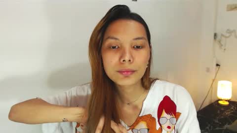 Snapshot of pussywetandwild chatting on December 1, 2024, 4:29 pm LHARA online show from December 1, 2024, 4:29 pm