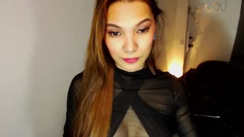 Snapshot of pussywetandwild chatting on January 17, 2025, 2:29 am LHARA online show from January 17, 2025, 2:29 am