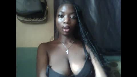 Snapshot of pweedy_ora chatting on June 15, 2026, 9:44 am ora online show from June 15, 2026, 9:44 am
