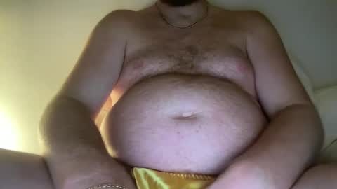 Snapshot of pwing1992 chatting on December 8, 2024, 4:04 am pwing1992 online show from December 8, 2024, 4:04 am