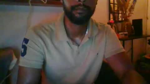 Snapshot of python974 chatting on May 6, 2026, 5:07 pm Python online show from May 6, 2026, 5:07 pm