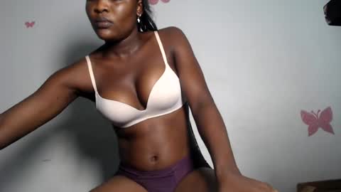 Snapshot of queeen_scarlet chatting on July 10, 2026, 9:56 am Scarlet online show from July 10, 2026, 9:56 am