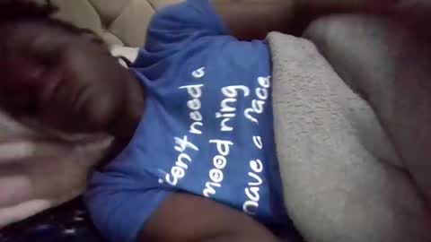 queen014 online show from November 25, 2025, 4:01 am