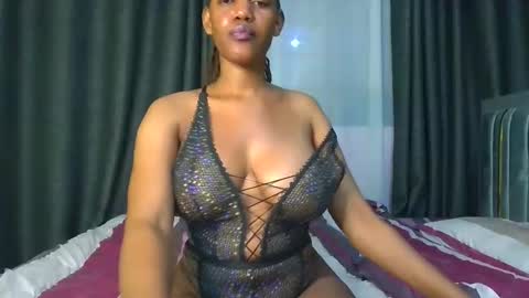 queen321850 online show from February 27, 2026, 4:29 pm