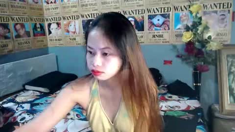 queen_ara21 online show from February 16, 2026, 6:48 pm